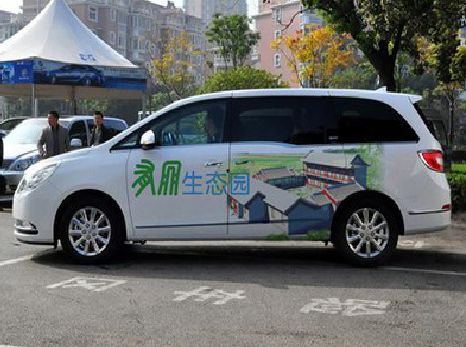 普安户外车贴喷绘如何保持效果?